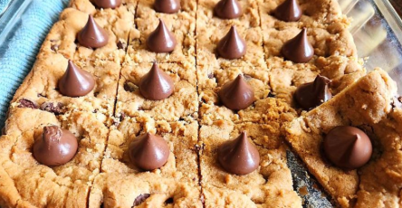 Peanut Butter Blossom Bars