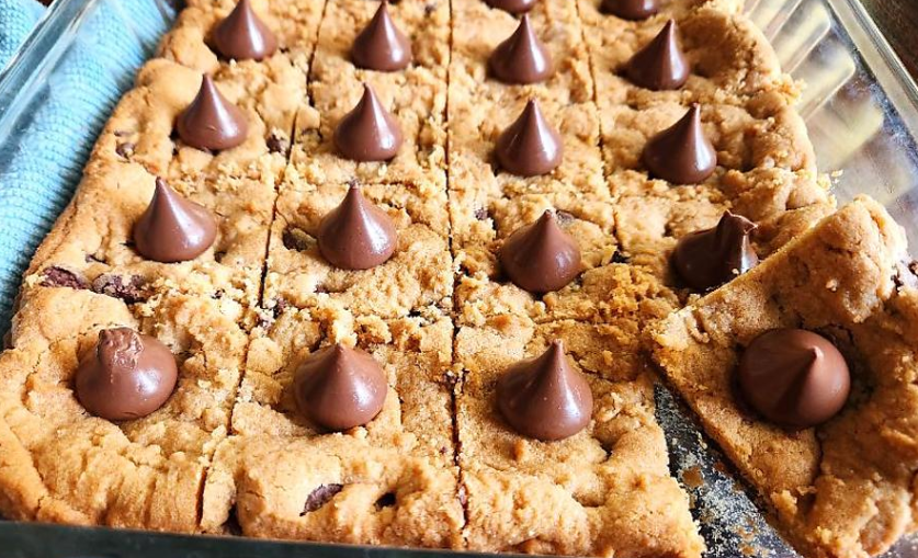 Peanut Butter Blossom Bars